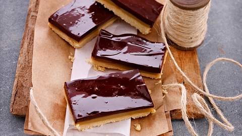 Millionaires Shortbread (Karamell-Schokoladen-Shortbread) Rezept - Foto: House of Food / Bauer Food Experts KG