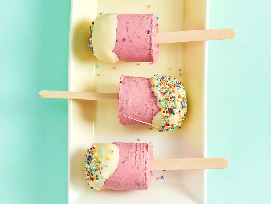 Mini-Beeren-Eis am Stiel Rezept Mini-Beeren-Eis am Stiel Rezept