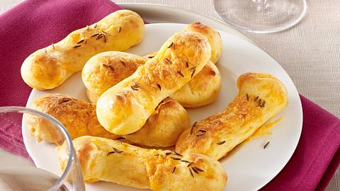 Mini-Käse-Eclair Rezept - Foto: House of Food / Bauer Food Experts KG