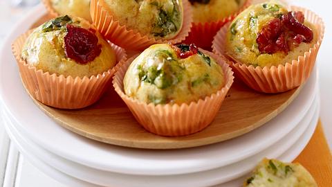 Mini-Muffins mit Spinat Rezept - Foto: House of Food / Bauer Food Experts KG