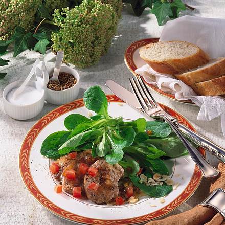 Mini-Schweinemedaillons mit Feldsalat Rezept