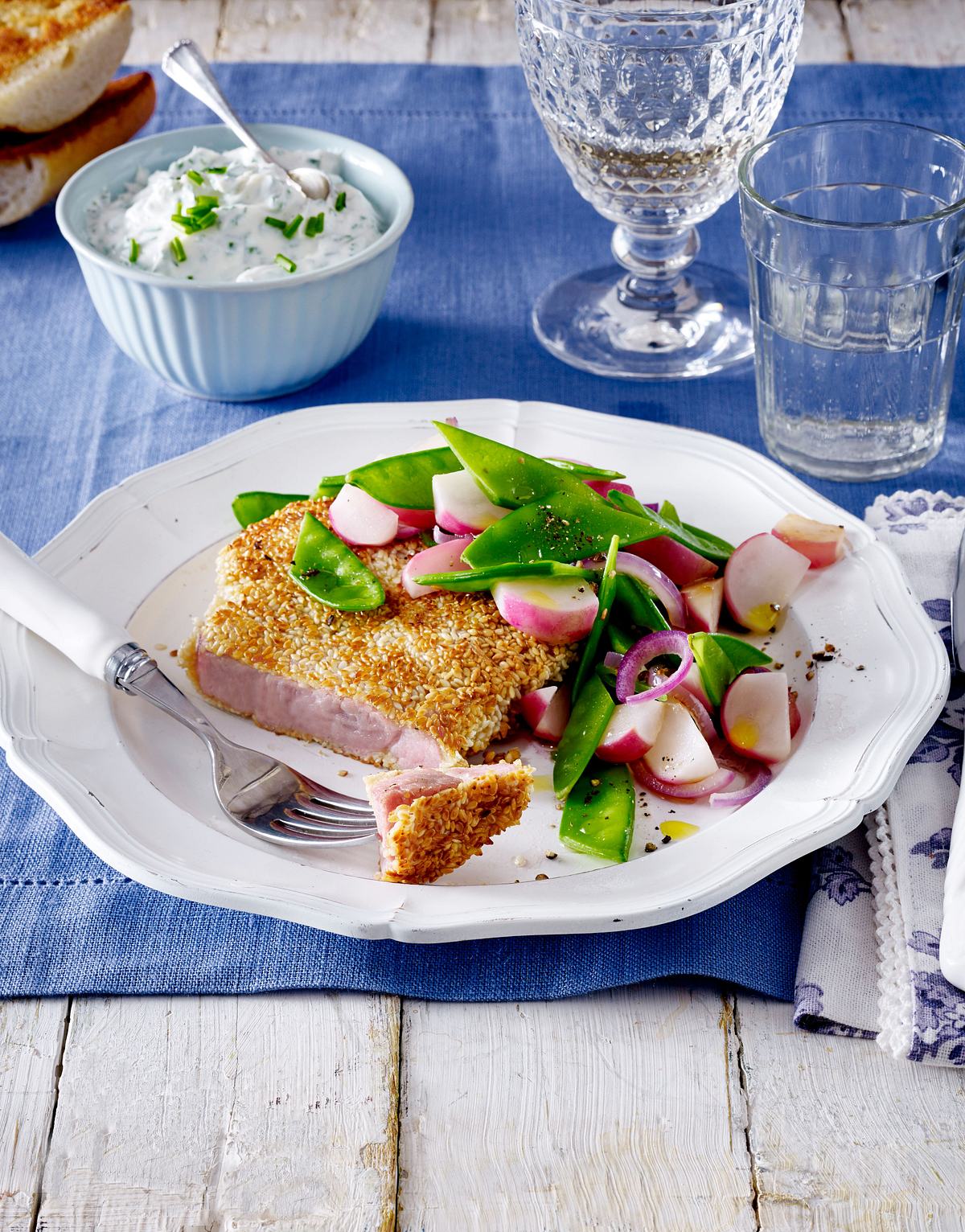 Minutenschnitzel zu Zuckerschoten-Gemüse Rezept