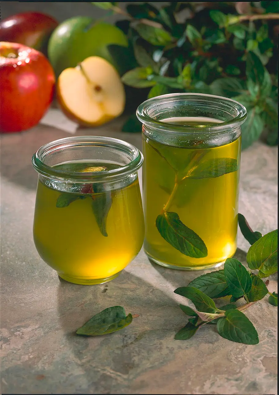 Minzgelee mit Apfelsaft Rezept
