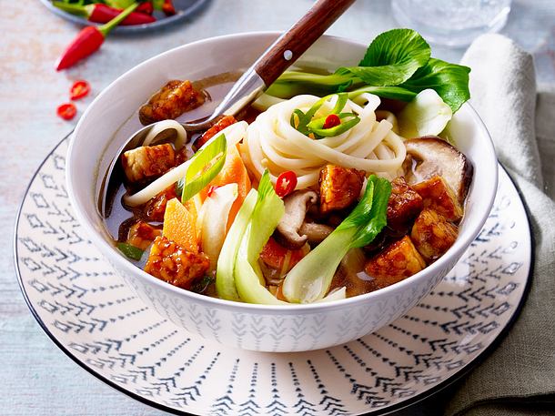 Miso-Tempeh-Nudel-Suppe Rezept Miso-Tempeh-Nudel-Suppe Rezept