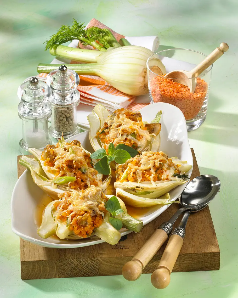Mit Linsenrisotto gefüllter Fenchel mit Parmesan überbacken Rezept