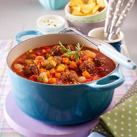 Mitternachtssuppe mit Hackbällchen Rezept Mitternachtssuppe mit Hackbällchen Rezept