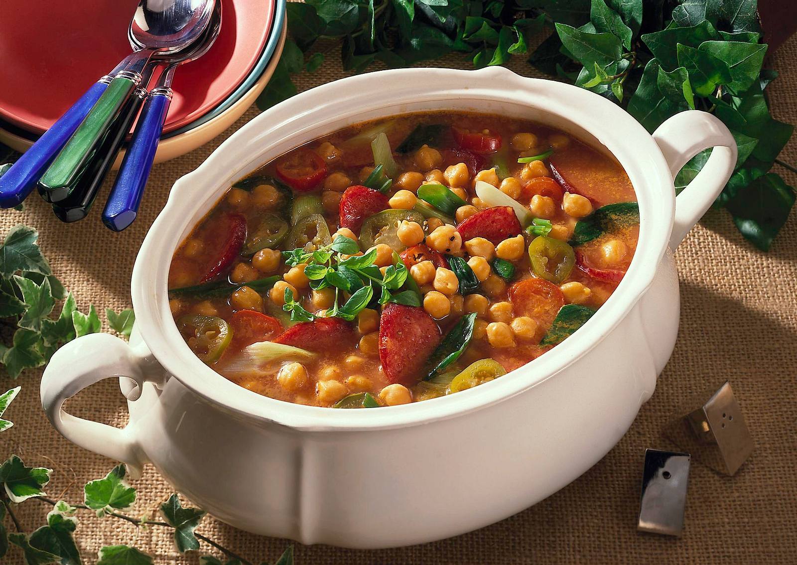 Mitternachtssuppe mit Kichererbsen Rezept | LECKER