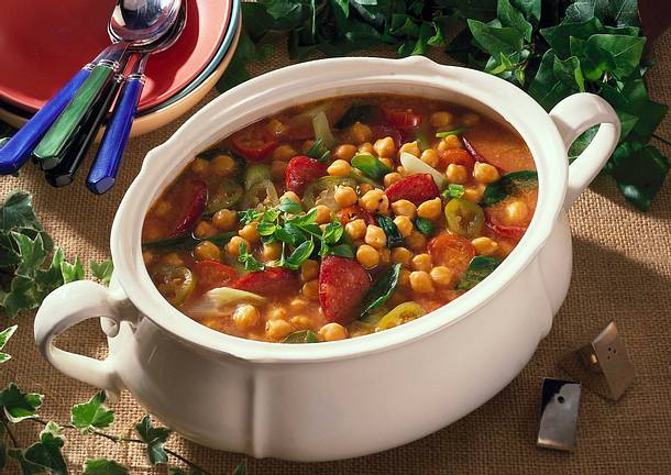 Mitternachtssuppe mit Kichererbsen Rezept Mitternachtssuppe mit Kichererbsen Rezept