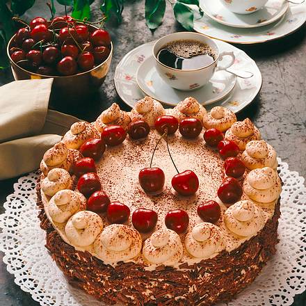 Mocca-Kirsch-Torte Rezept