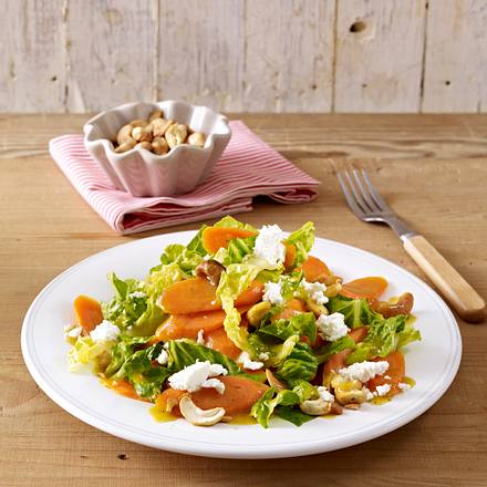 Möhren-Curry-Salat mit Cashewkernen Rezept