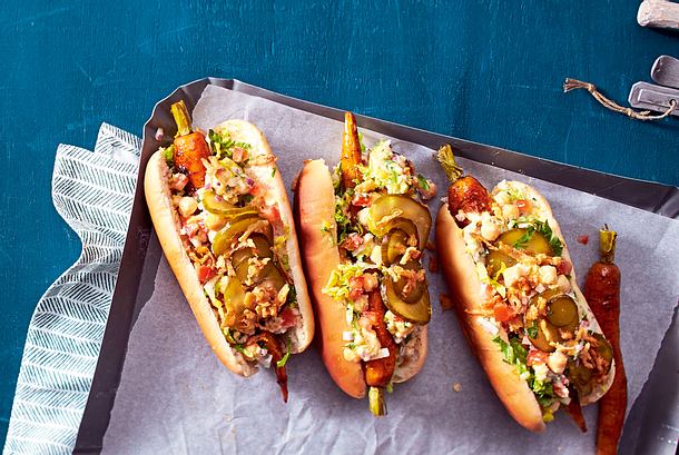 Möhren-Hotdogs mit cremigem Kichererbsensalat Rezept-F8621801