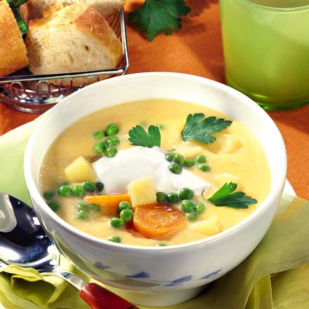 Möhren-Kartoffelsuppe mit Petersilie Rezept