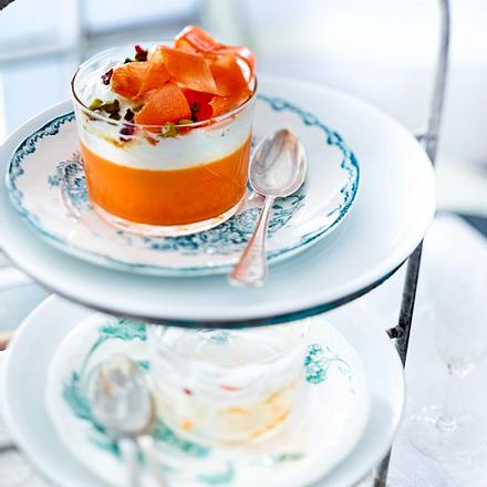 Möhren-Panna-Cotta mit Joghurtcreme Rezept Möhren-Panna-Cotta mit Joghurtcreme Rezept