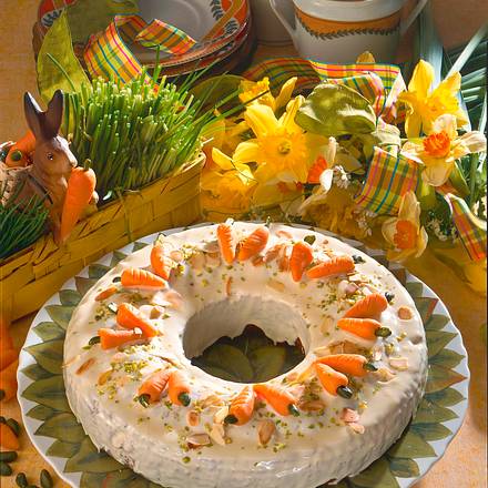 Möhrenkranzkuchen Rezept Möhrenkranzkuchen Rezept