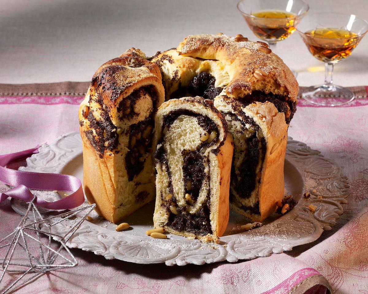 Mohn-Amaretto-Panettone Rezept