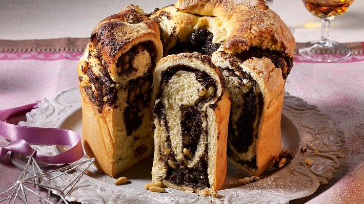 Mohn-Amaretto-Panettone Rezept - Foto: House of Food / Bauer Food Experts KG