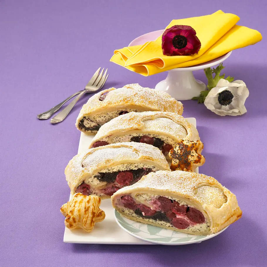 Mohn-Kirsch-Strudel Rezept