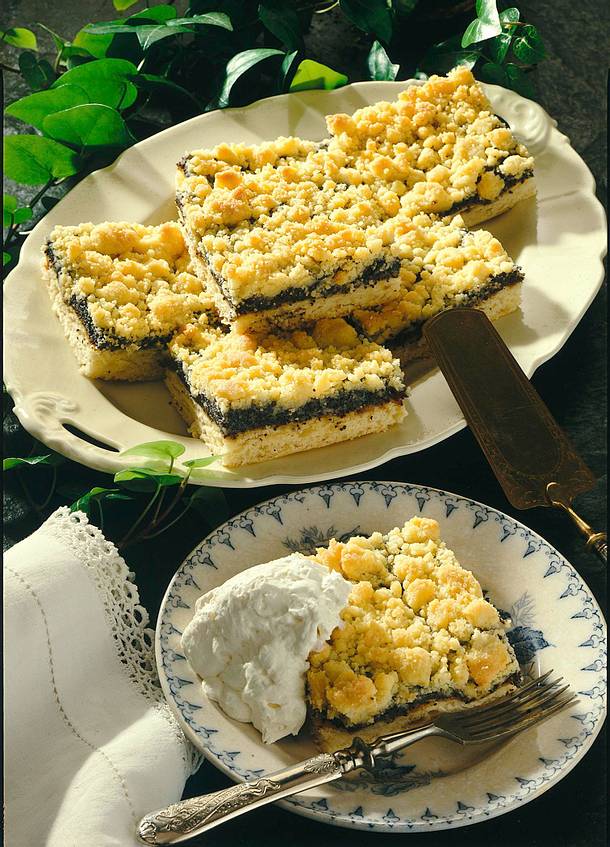 Mohn-Streusel-Kuchen vom Blech Rezept | LECKER