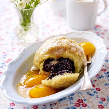 Mohnknödel mit Marillen Rezept Mohnknödel mit Marillen Rezept
