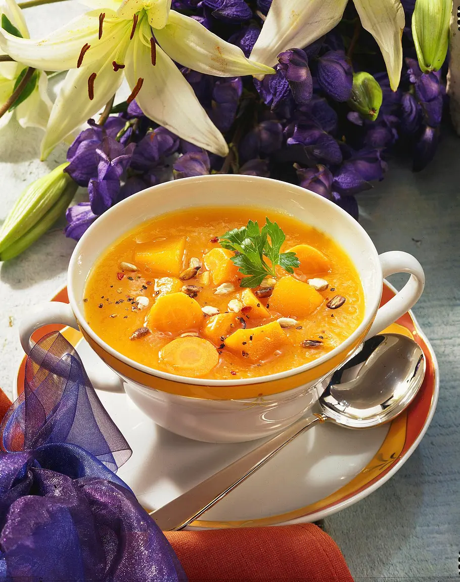 Möhren-Kürbis-Suppe Rezept Möhren-Kürbis-Suppe Rezept