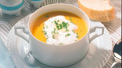 Möhrencremesuppe Rezept - Foto: LECKER @ Bauer Media Group