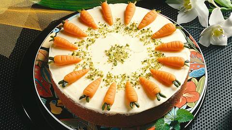Möhrentorte mit Frischkäseguss Rezept - Foto: Take