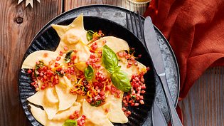 Mond und Sterne Ravioli mit Kürbis-Ricotta-Füllung Rezept - Foto: LECKER @ Bauer Media Group