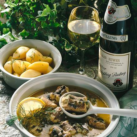 Moselaal in Rieslingsoße Rezept Moselaal in Rieslingsoße Rezept