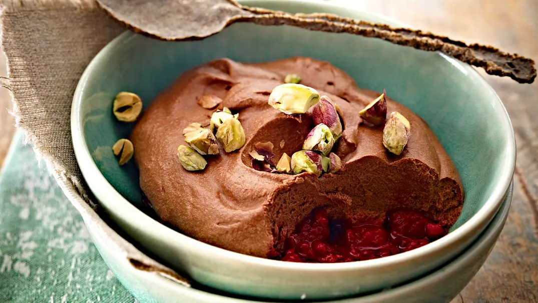 Mousse au Chocolat – luftiger Traum aus Schokolade - Foto: LECKER @ Bauer Media Group Mousse au Chocolat – luftiger Traum aus Schokolade - Foto: LECKER @ Bauer Media Group
