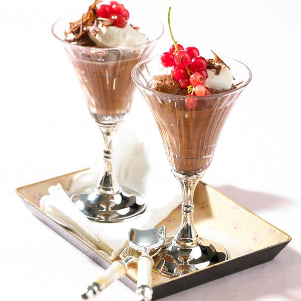 Mousse au Chocolat mit Orangenfilets Rezept