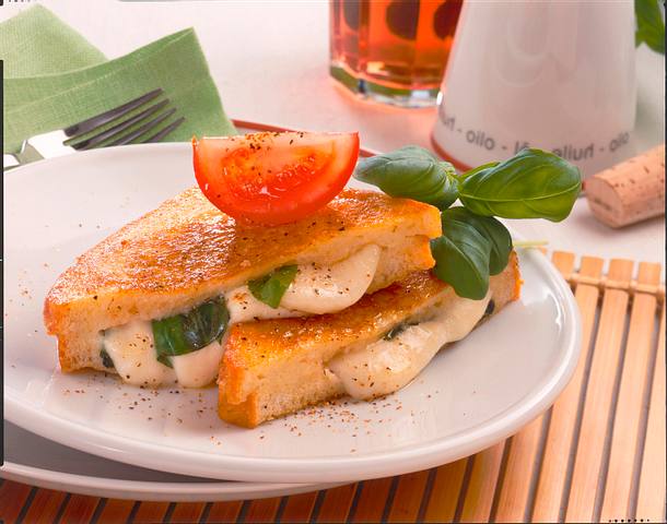 Mozzarella in Carozza (Gebackener Mozzarella) Rezept Mozzarella in Carozza (Gebackener Mozzarella) Rezept