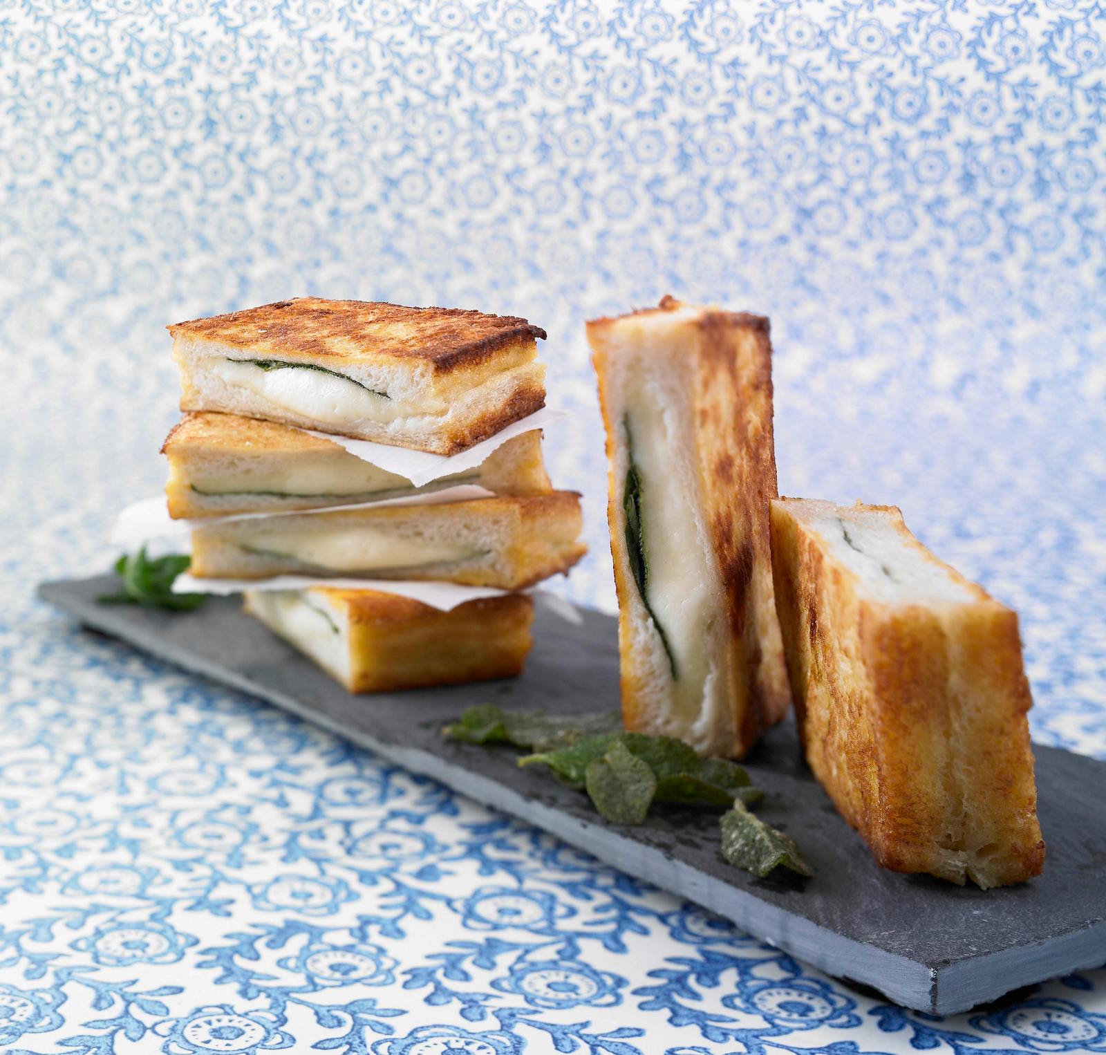 Mozzarella in Carrozza Rezept LECKER