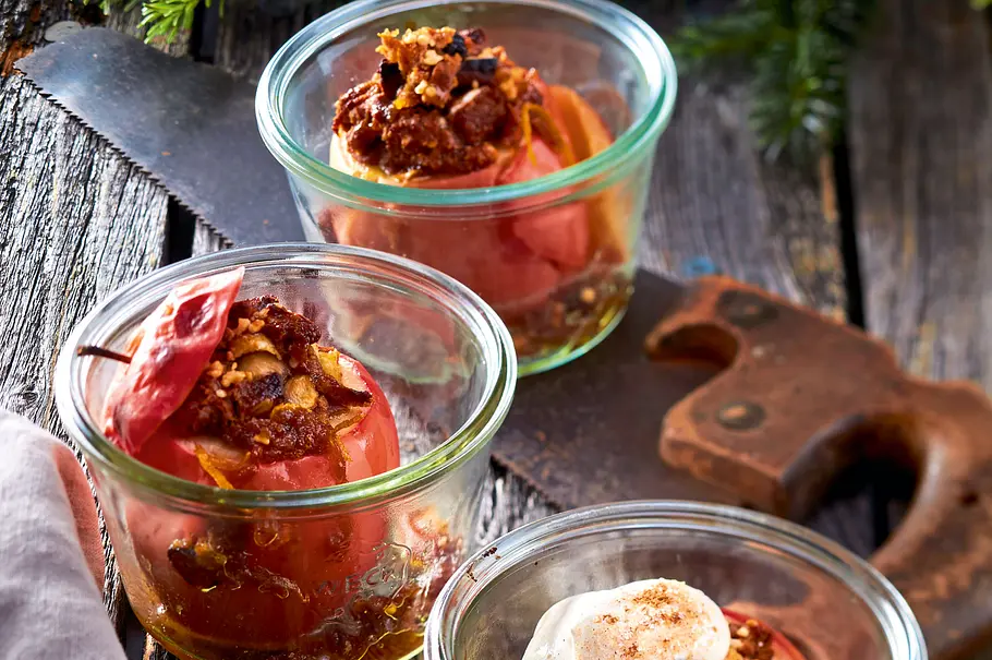 Muckeliger Bratapfel mit Keks Rezept Muckeliger Bratapfel mit Keks Rezept
