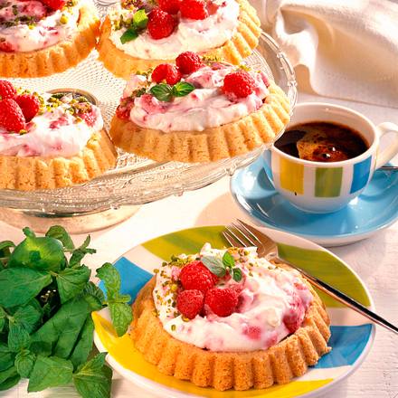 Murbeteigtortchen Mit Himbeer Schmand Rezept Lecker