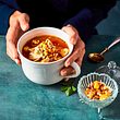 Mulligatawny-Consommé an Mango-Linsen Rezept - Foto: House of Food / Food Experts KG