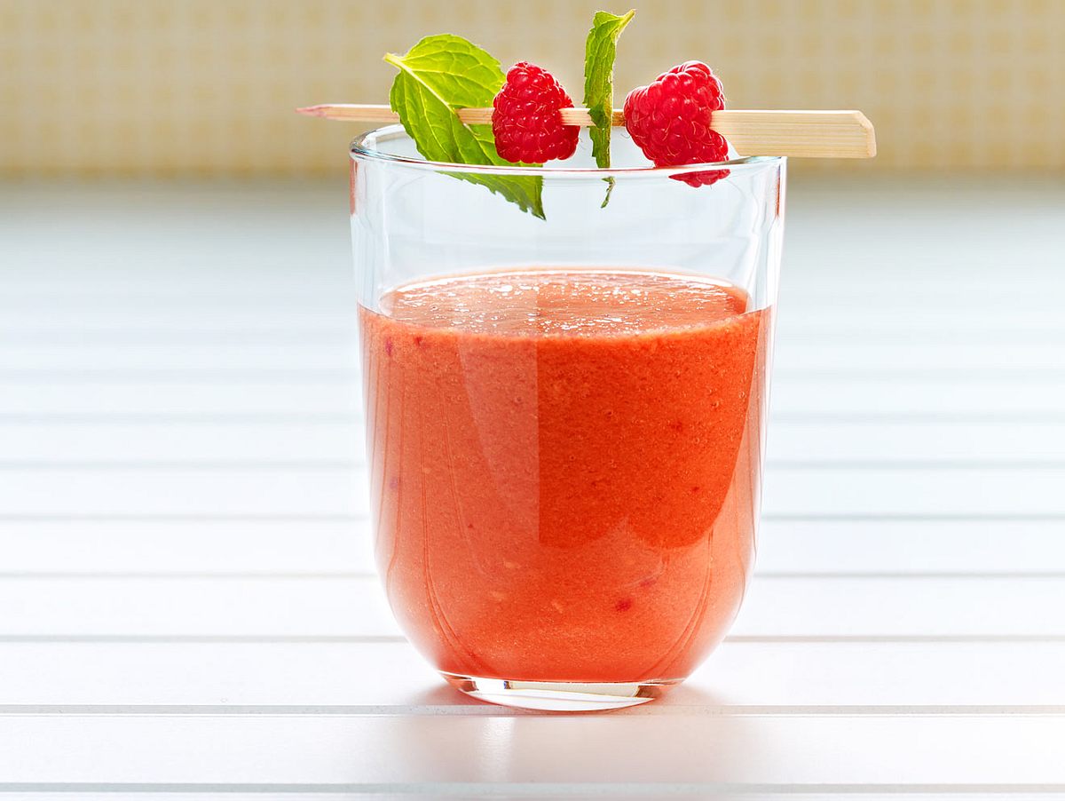 Multivitamin-Smoothie mit Sanddorn und Himbeeren Rezept