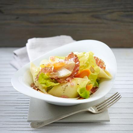Muschelnudel-Salat mit Kohlrabi, Möhren und Coppa-Schinken Rezept Muschelnudel-Salat mit Kohlrabi, Möhren und Coppa-Schinken Rezept