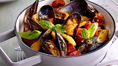 Muscheltopf mit Chorizo Rezept - Foto: House of Food / Bauer Food Experts KG