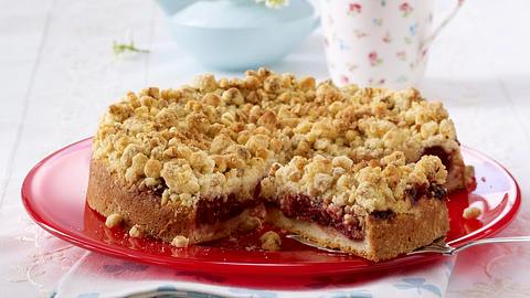 Müsli-Streusel-Kirschkuchen Rezept - Foto: House of Food / Bauer Food Experts KG