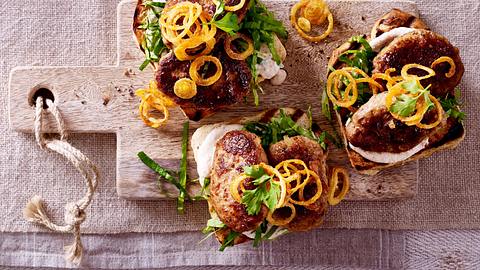 Muttis Frikadellenbrote Rezept - Foto: House of Food / Bauer Food Experts KG