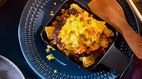 Nacho-Cheeseburger Rezept - Foto: LECKER @ Bauer Media Group
