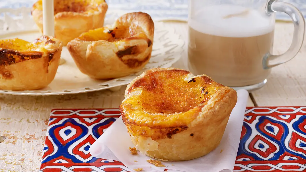 Natas (Pastéis de Nata) Rezept - Foto: LECKER @ Bauer Media Group Natas (Pastéis de Nata) Rezept - Foto: LECKER @ Bauer Media Group