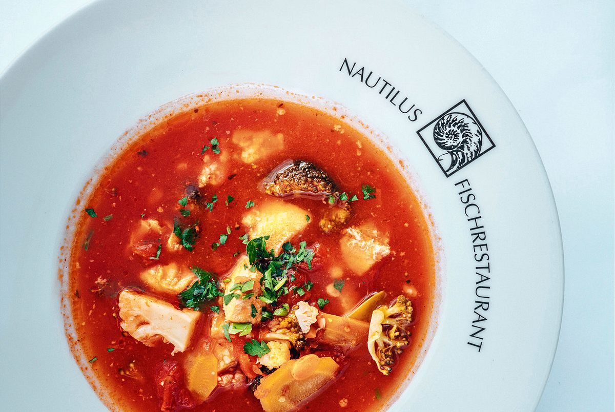 „Nautilus“- Fischsuppe mit allem Drum & Dran Rezept