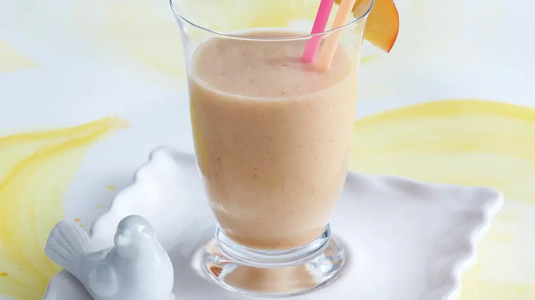 Nektarinen-Melonen-Bananen-Smoothie Rezept - Foto: LECKER @ Bauer Media Group