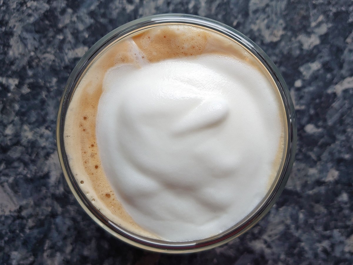 Iced-Cappuccino-Schaum aus dem Nespresso Aeroccino4
