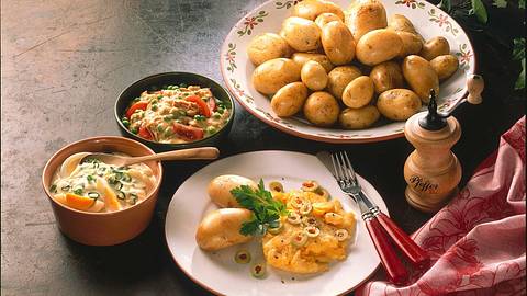 Neue Kartoffeln mit Beilagen Rezept - Foto: Neckermann
