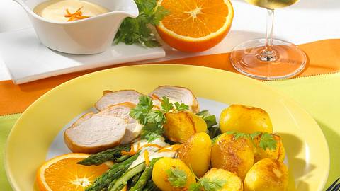 Neue Kartoffeln mit gebratenem Spargel Rezept - Foto: House of Food / Bauer Food Experts KG