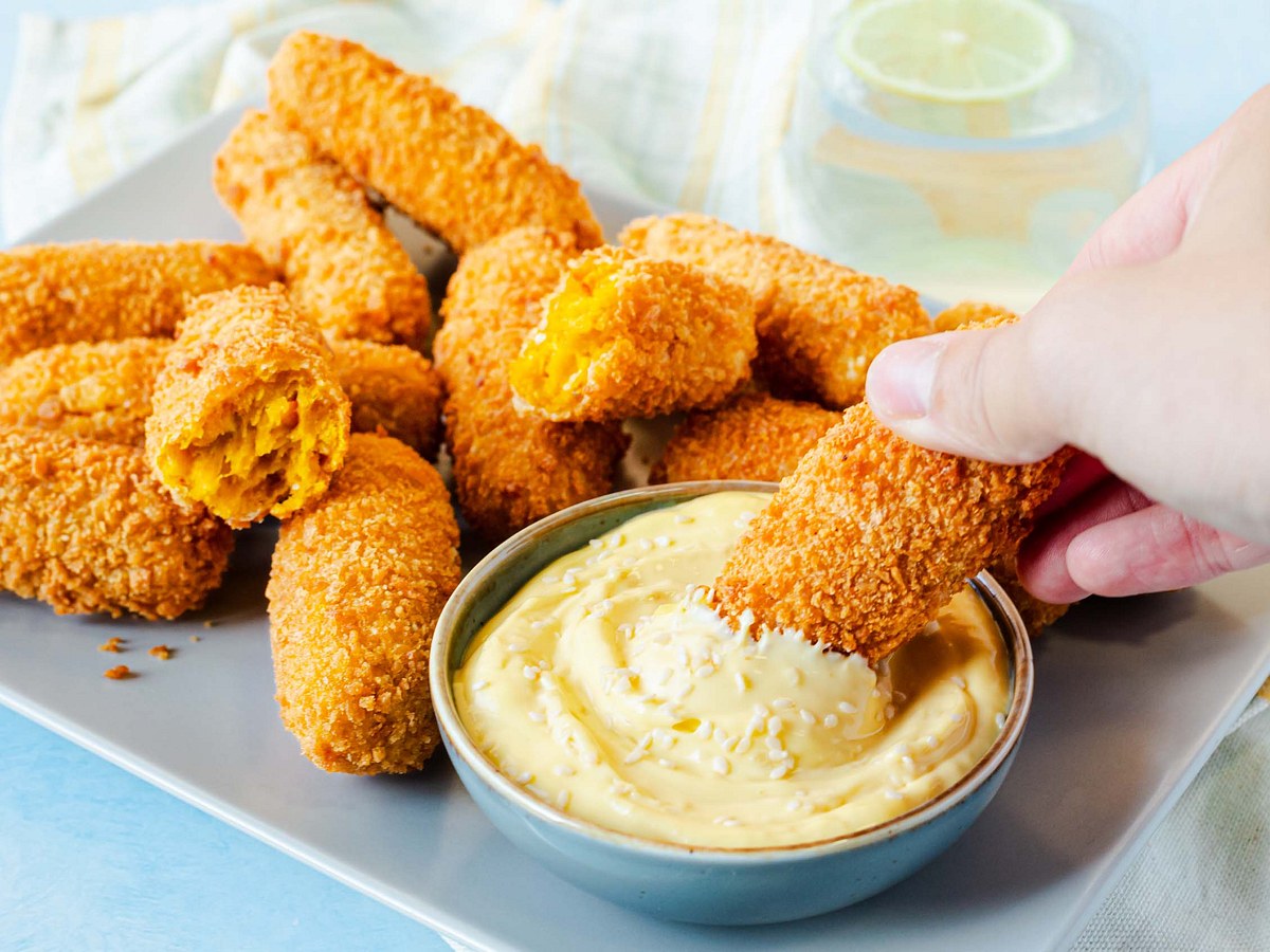 Neue Kürbis-Rezepte: Kürbiskroketten mit Dip