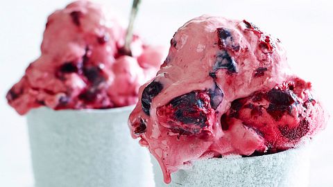 Nicecream verführerischer Kiba-Cup Rezept - Foto: House of Food / Bauer Food Experts KG