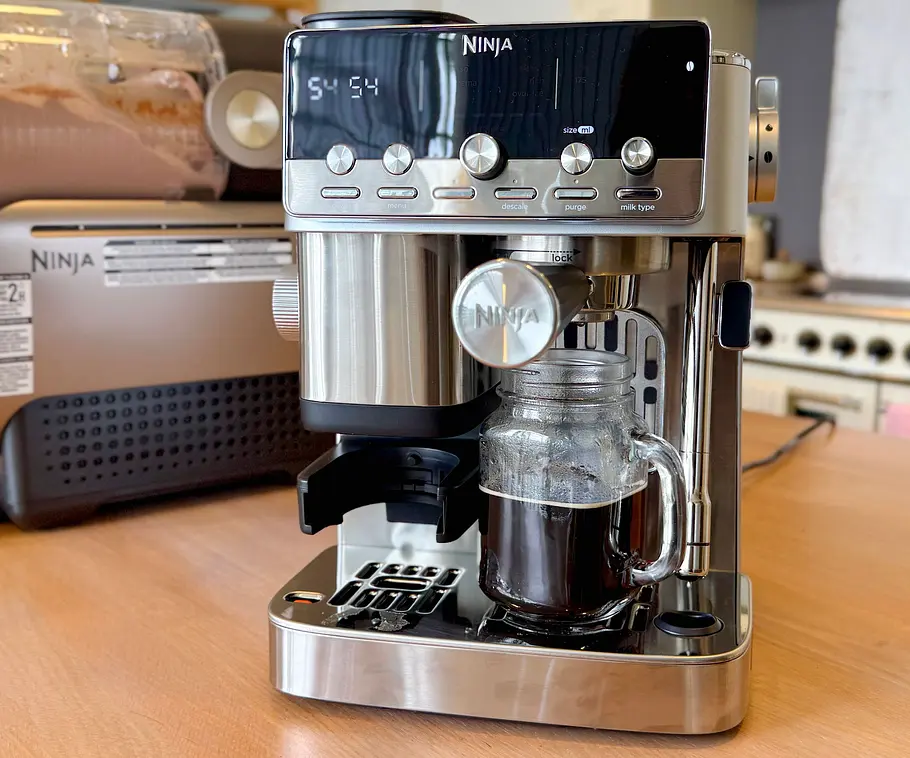 Ninja Luxe Café MINI Plus Kaffee zubereiten Ninja Luxe Café MINI Plus Kaffee zubereiten